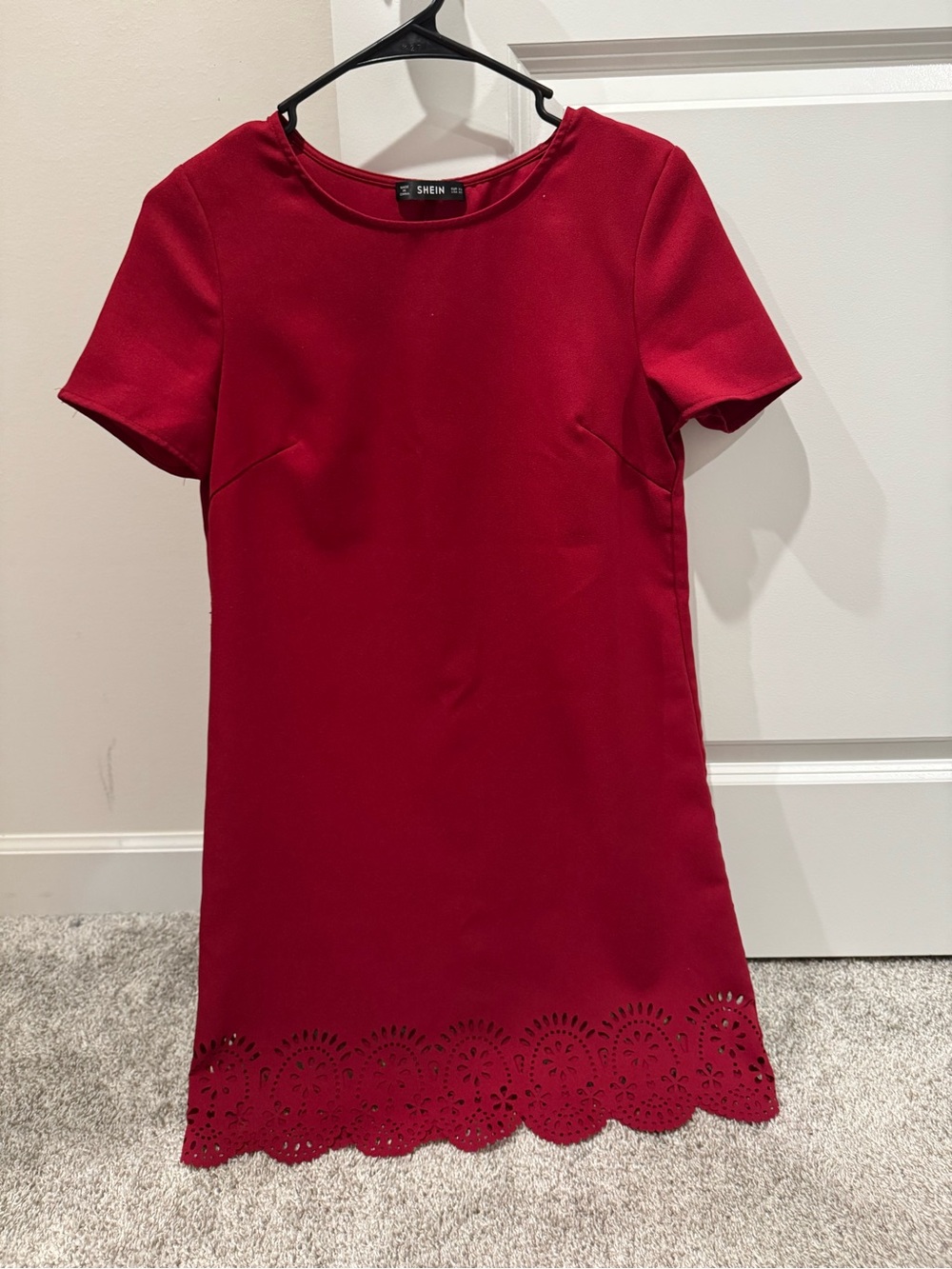 SHEIN Red Short Sleeve Mini Dress with Laser-Cut Hem